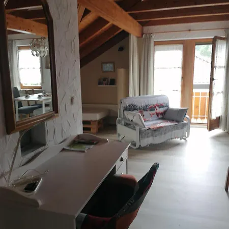 Apartmán Emmaus *