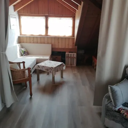 Emmaus Apartmán Tiefenbronn